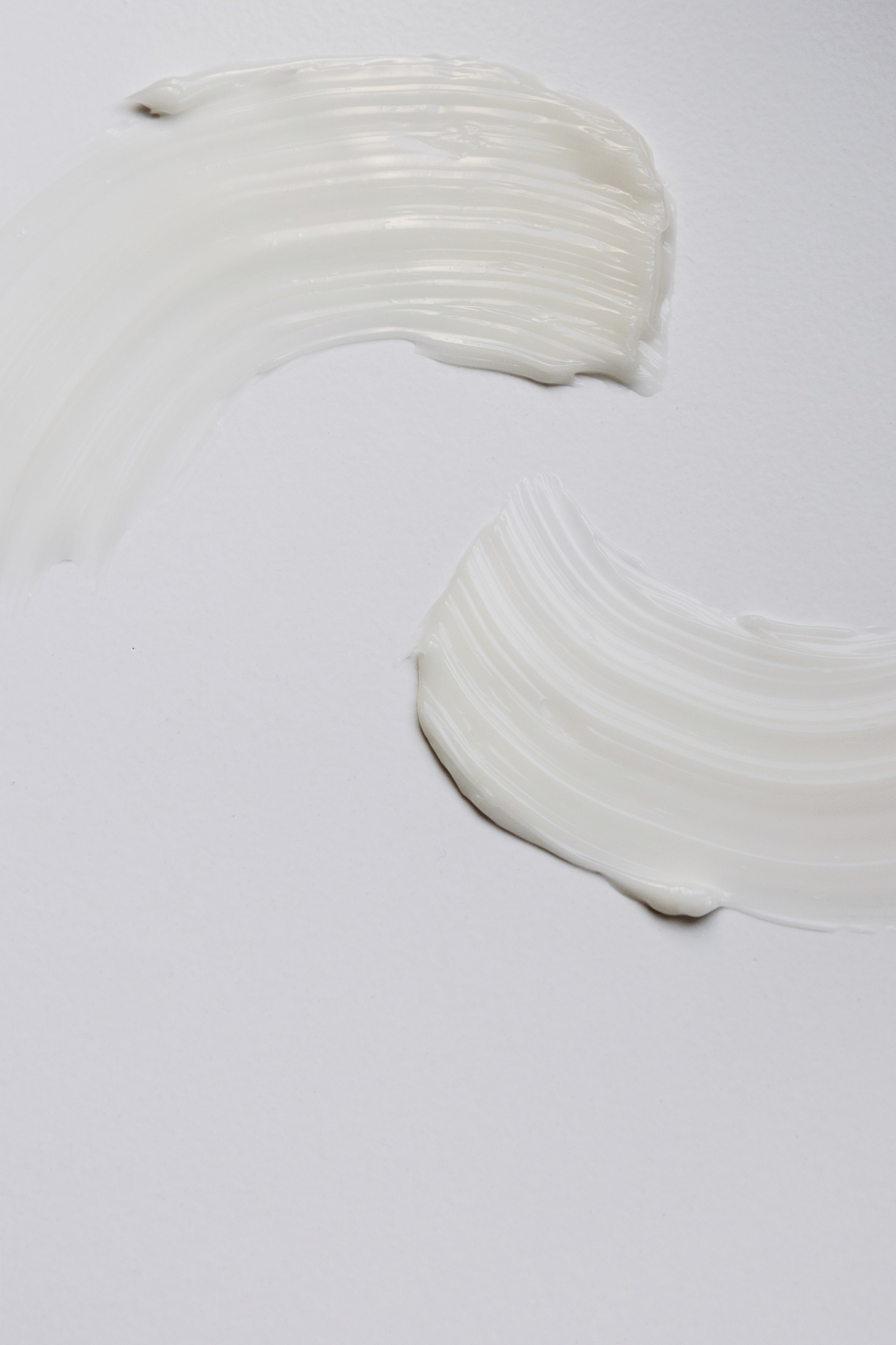 Składniki Kiré Skin: Niacynamid i kosmetyki naturalne